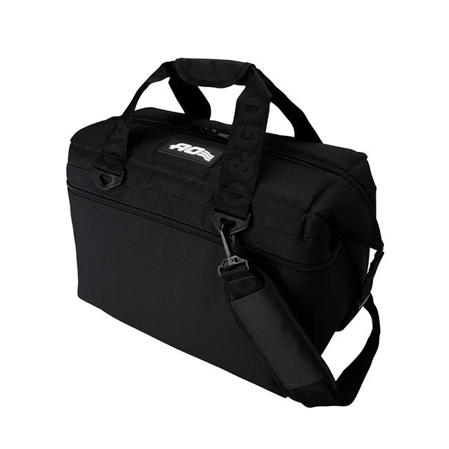 AO Coolers 24パック キャンバス ソフトクーラー